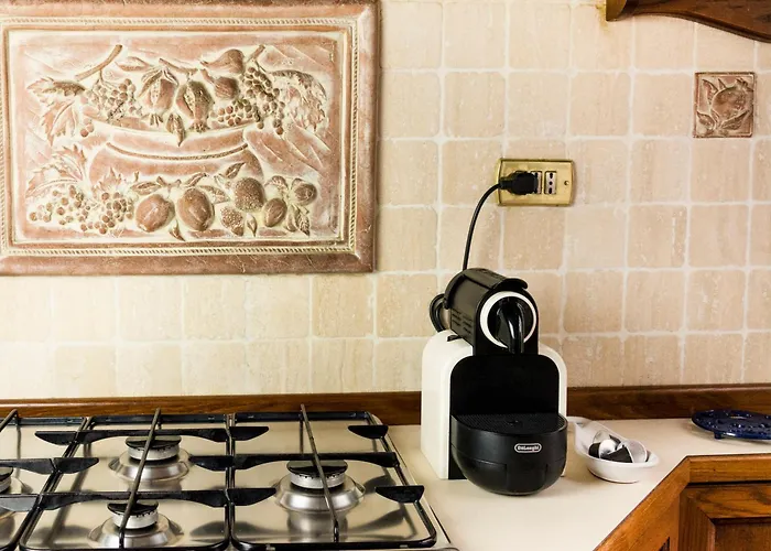 Richard & Lulu In Apartment Rome